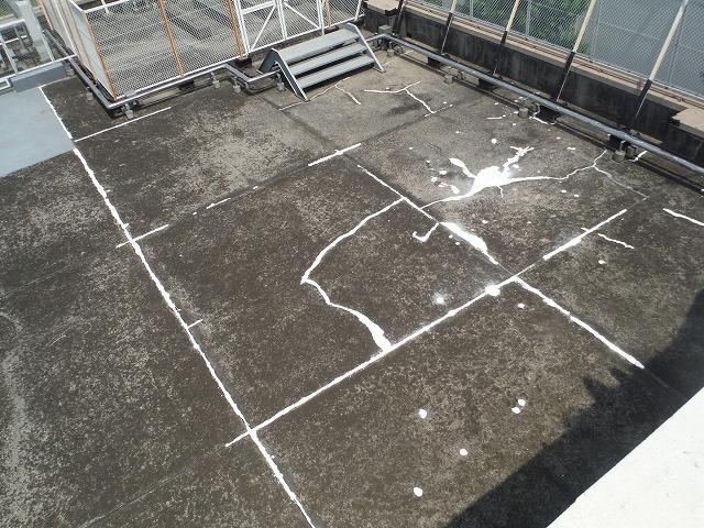 練馬区内某小学校教室屋根一部防水工事
